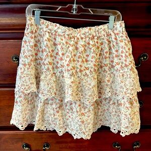 Jennifer & Grace Boho Floral Tiered Mini Skirt Size Large Peasant Style Lace